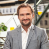Dr. Nikolas Hoelscher